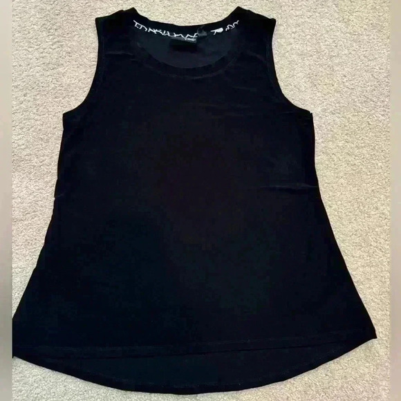 Attitudes by Renee Como Jersey SET OF TWO Solid and Printed Tanks Size L Floral - Picture 3 of 13